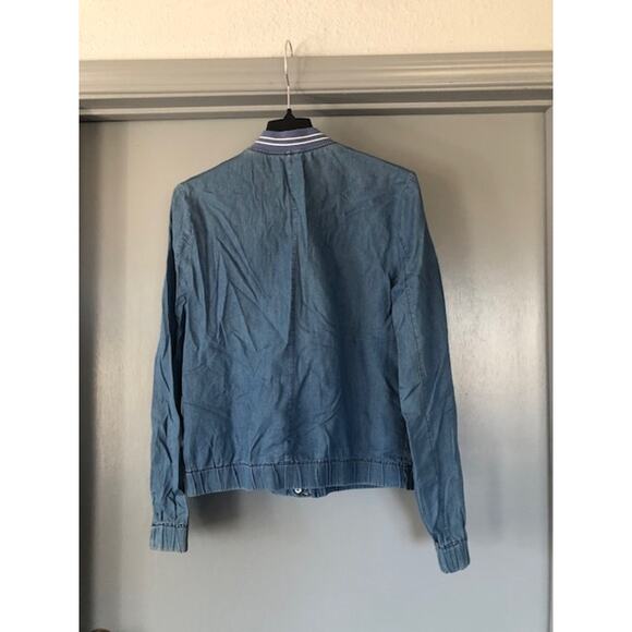 Candie's Womens size Large Lightweight Chambray Zip Jacket Long Sleeves - Picture 2 of 6